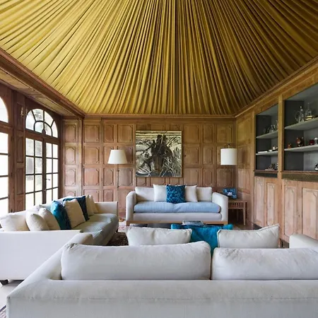 Saint-maclou Chateau Sleeps 28 Pool