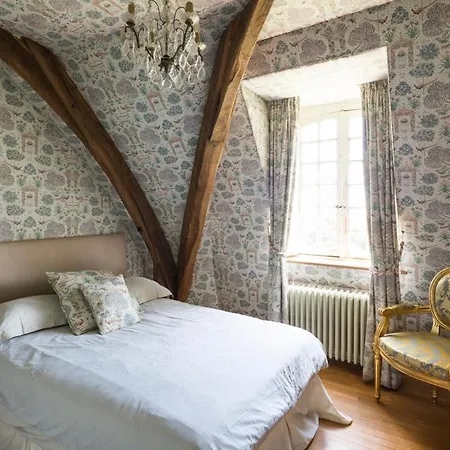 Saint-maclou Chateau Sleeps 28 Pool 度假居