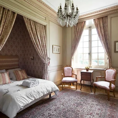 Saint-maclou Chateau Sleeps 28 Pool 度假居